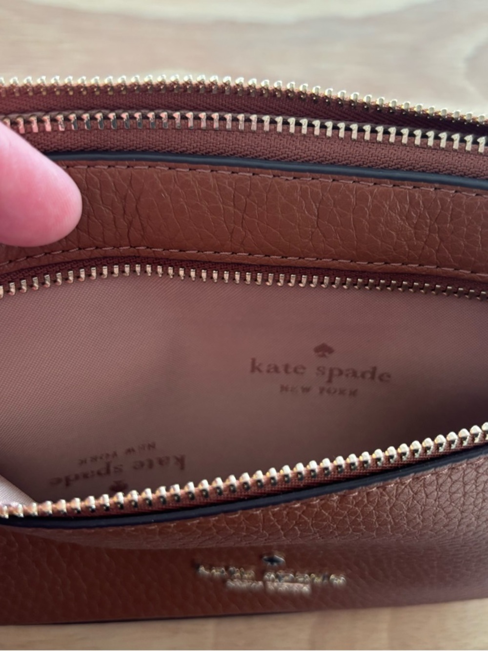 Kate Spade Leila Pebbled Leather Convertible Leather Wristlet Gingerbread - Picture 6 of 8